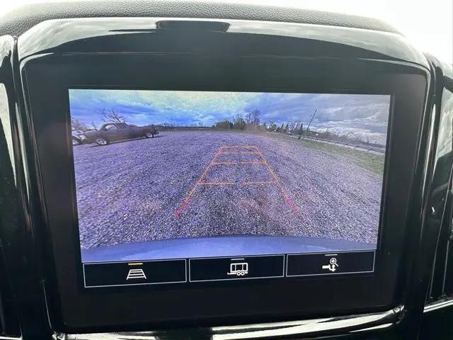 2023 Chevrolet Traverse FWD LT Cloth