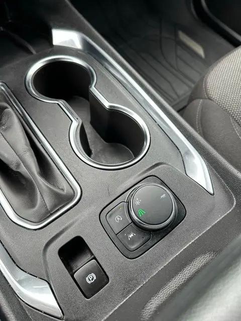 2023 Chevrolet Traverse FWD LT Cloth