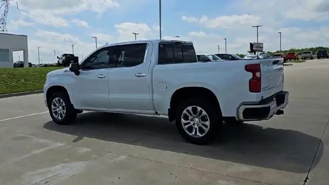 2026 Chevrolet Silverado 1500 4WD Crew Cab Short Bed LTZ