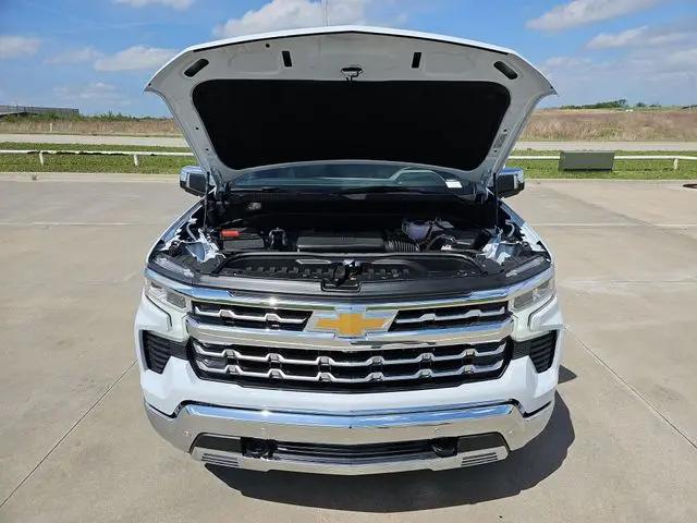 2026 Chevrolet Silverado 1500 4WD Crew Cab Short Bed LTZ