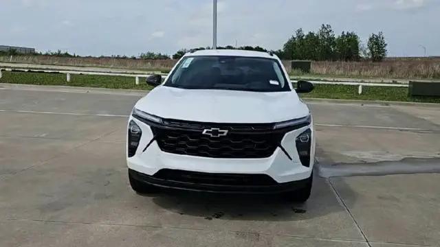 2026 Chevrolet Trax FWD LT