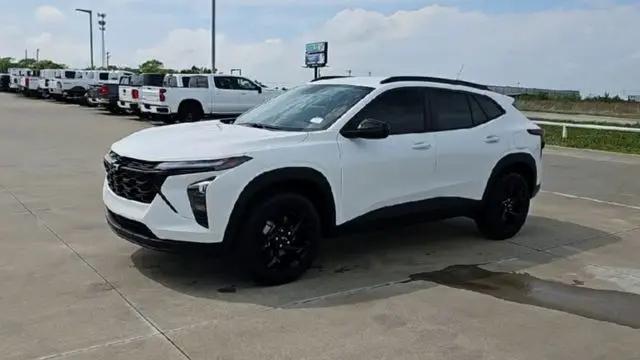2026 Chevrolet Trax FWD LT