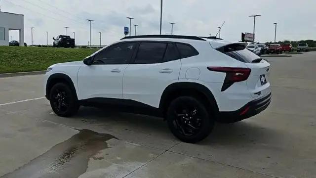 2026 Chevrolet Trax FWD LT