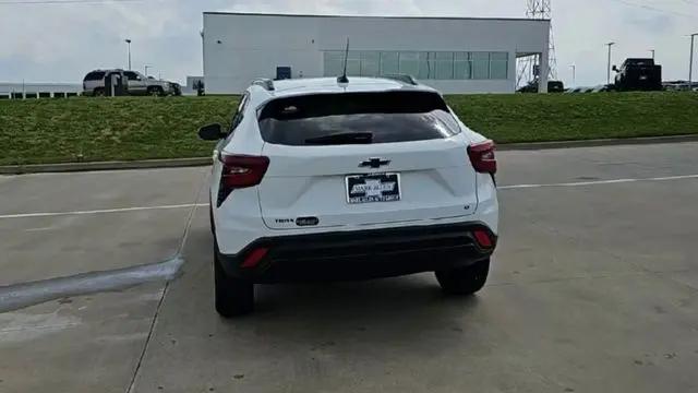 2026 Chevrolet Trax FWD LT