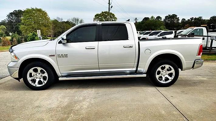 2017 Ram 1500 Laramie Crew Cab 4x4 5'7" Box