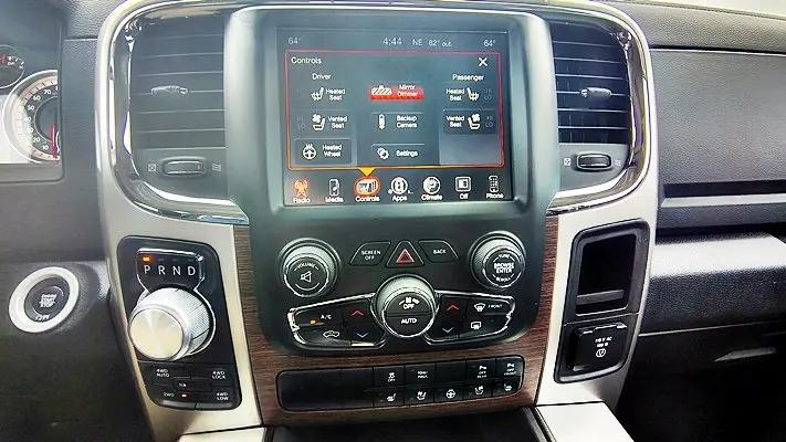 2017 Ram 1500 Laramie Crew Cab 4x4 5'7" Box