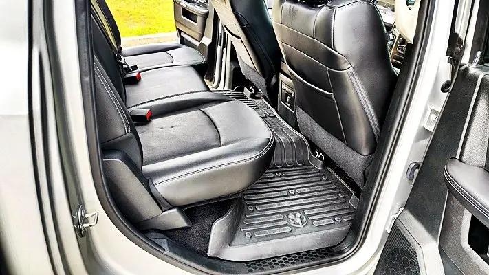 2017 Ram 1500 Laramie Crew Cab 4x4 5'7" Box