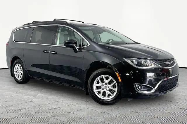 2017 Chrysler Pacifica Touring Plus for sale in Olive Branch, MS
