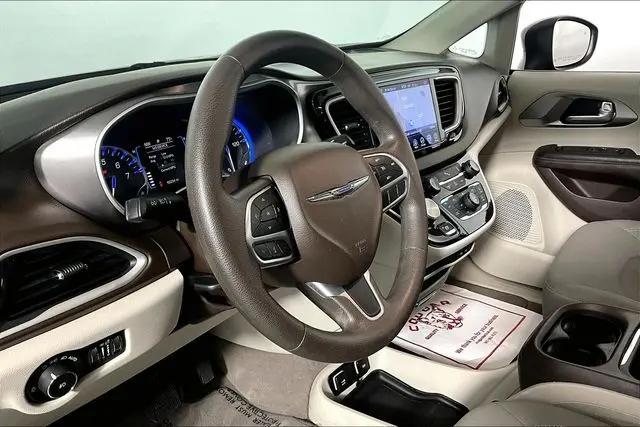 2017 Chrysler Pacifica Touring Plus