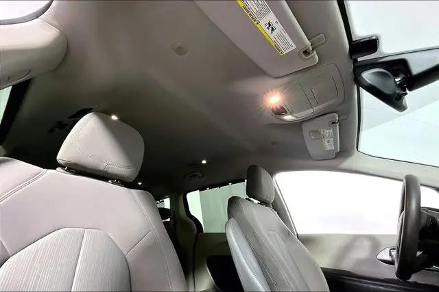 2017 Chrysler Pacifica Touring Plus
