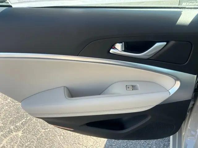2026 Genesis G70 2.5T RWD