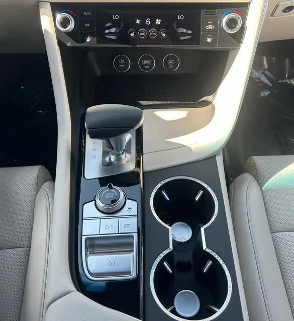 2026 Genesis G70 2.5T RWD