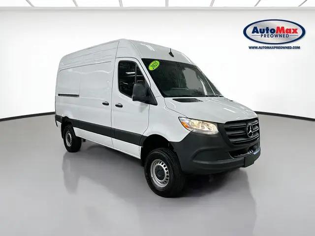2025 Mercedes-Benz Sprinter 2500 Standard Roof 4-Cyl Diesel HO for sale in Framingham, MA