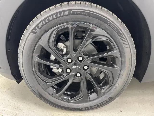 2027 Chevrolet Bolt RS FWD