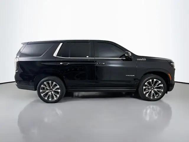 2025 Chevrolet Tahoe 4WD High Country