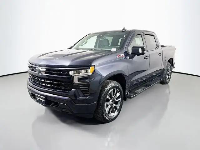 2022 Chevrolet Silverado 1500 4WD Crew Cab Short Bed RST