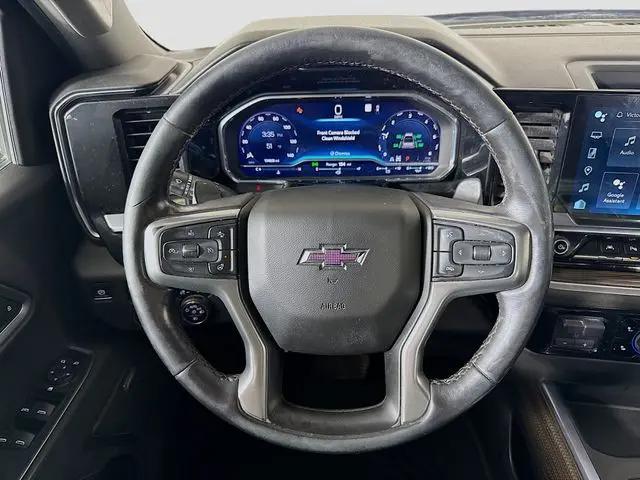 2022 Chevrolet Silverado 1500 4WD Crew Cab Short Bed RST