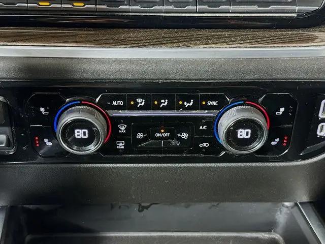 2022 Chevrolet Silverado 1500 4WD Crew Cab Short Bed RST