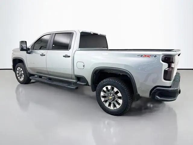 2025 Chevrolet Silverado 2500HD 4WD Crew Cab Standard Bed Custom