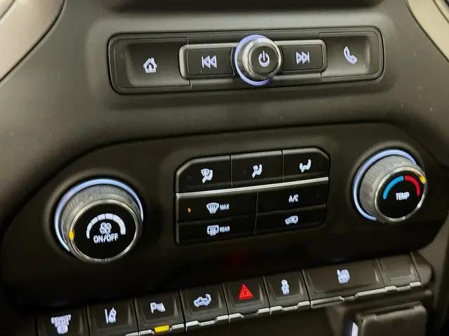 2025 Chevrolet Silverado 2500HD 4WD Crew Cab Standard Bed Custom