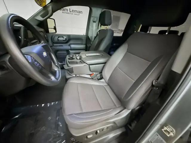 2025 Chevrolet Silverado 2500HD 4WD Crew Cab Standard Bed Custom