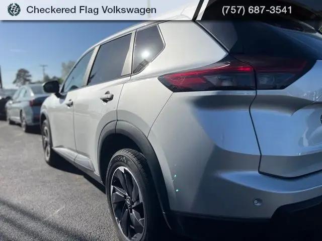 2024 Nissan Rogue SV FWD