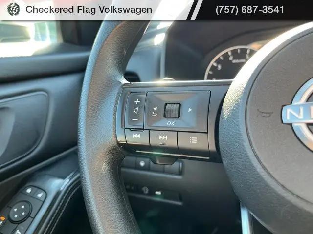 2024 Nissan Rogue SV FWD