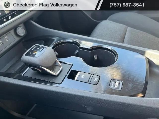 2024 Nissan Rogue SV FWD