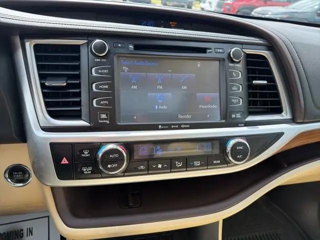 2017 Toyota Highlander Limited