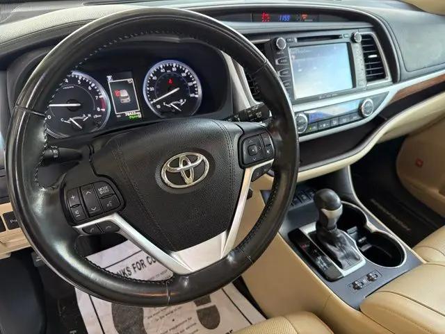 2017 Toyota Highlander Limited
