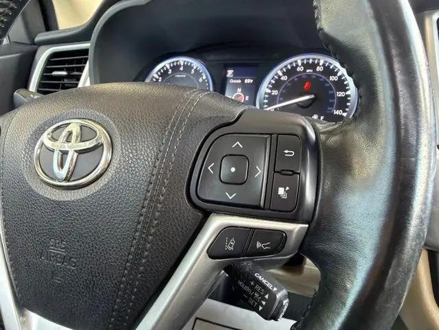 2017 Toyota Highlander Limited
