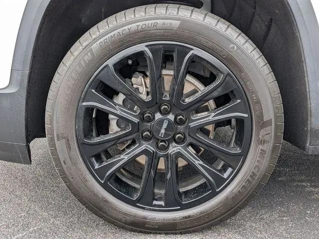 2023 GMC Acadia FWD SLE