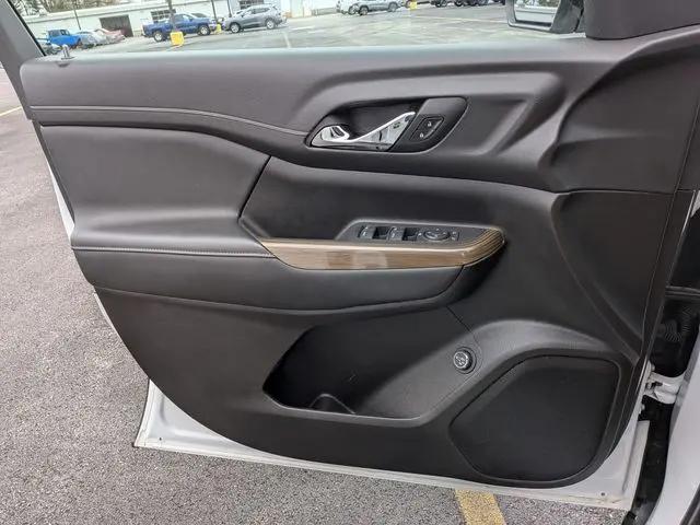 2023 GMC Acadia FWD SLE
