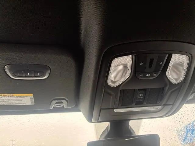 2021 Ram 1500 Big Horn Crew Cab 4x4 6'4" Box