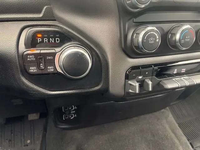2021 Ram 1500 Big Horn Crew Cab 4x4 6'4" Box