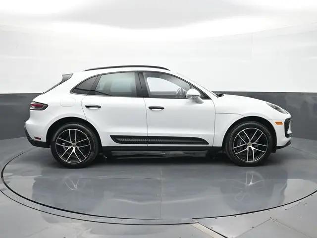 2025 Porsche Macan Macan
