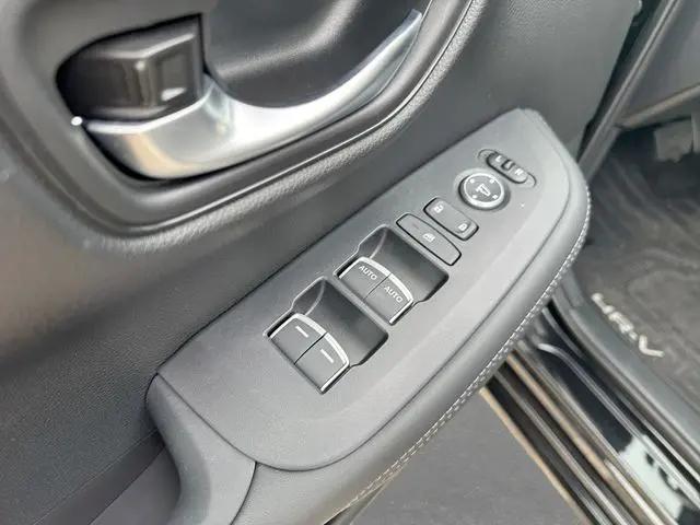 2026 Honda HR-V 2WD EX-L