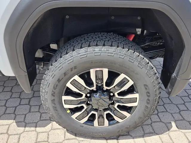 2026 GMC Sierra 3500HD Crew Cab, Long Bed, Denali Ultimate, 4WD