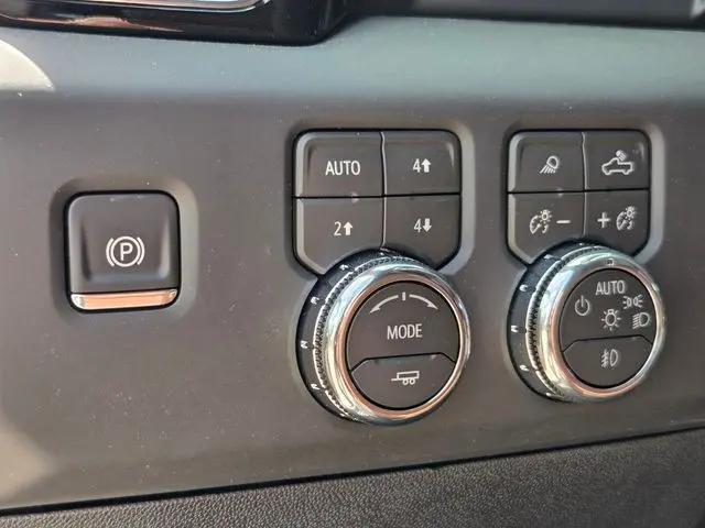 2026 GMC Sierra 3500HD Crew Cab, Long Bed, Denali Ultimate, 4WD