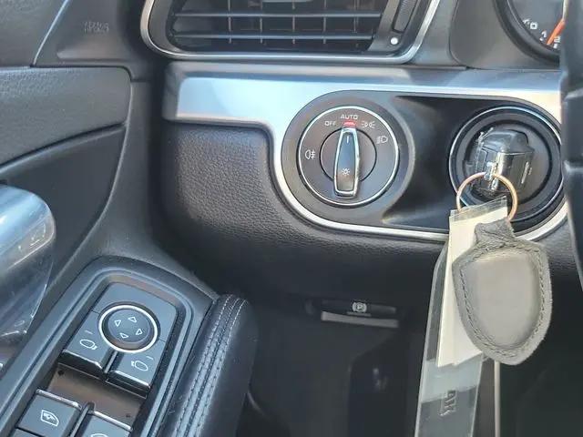 2015 Porsche 911 Carrera