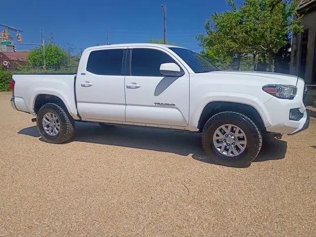 2018 Toyota Tacoma SR5