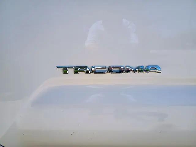 2018 Toyota Tacoma SR5