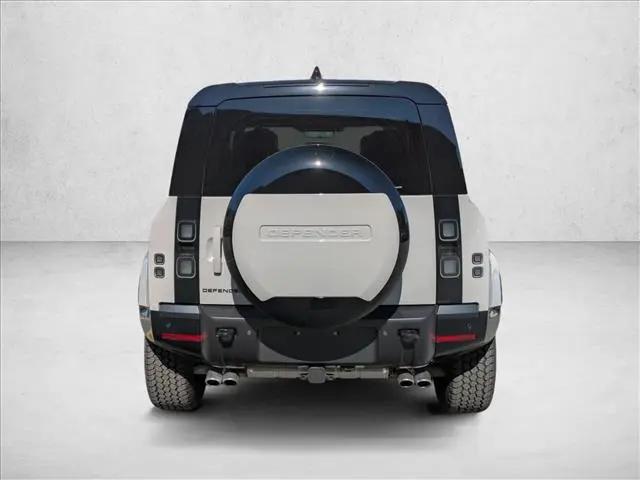 2026 Land Rover Defender P500 X-Dynamic SE