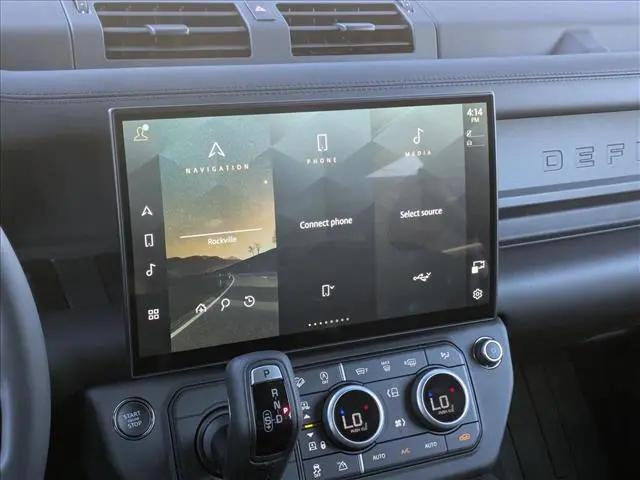 2026 Land Rover Defender P500 X-Dynamic SE
