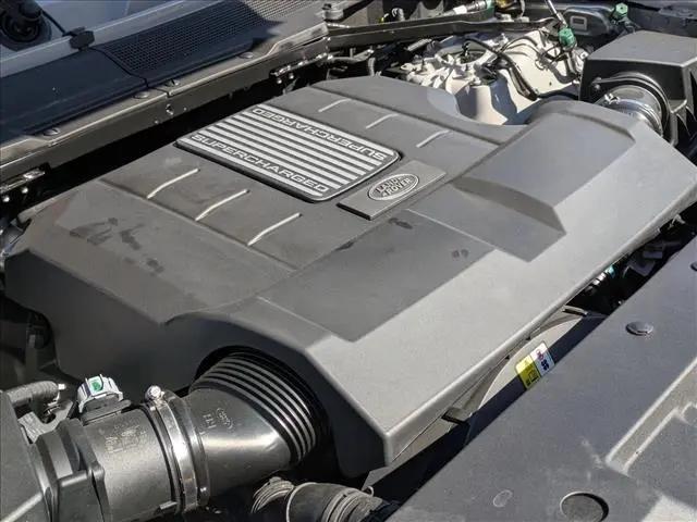 2026 Land Rover Defender P500 X-Dynamic SE