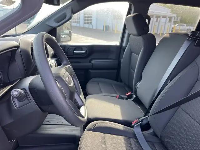 2026 GMC Sierra 2500HD Crew Cab, Standard Bed, Pro, 4WD