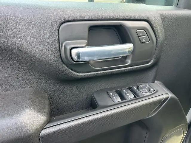 2026 GMC Sierra 2500HD Crew Cab, Standard Bed, Pro, 4WD