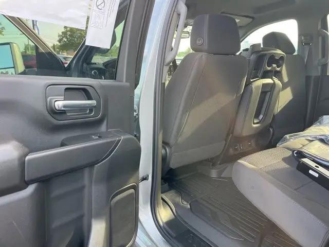 2026 GMC Sierra 2500HD Crew Cab, Standard Bed, Pro, 4WD