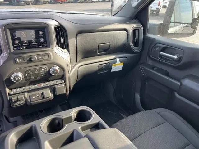2026 GMC Sierra 2500HD Crew Cab, Standard Bed, Pro, 4WD