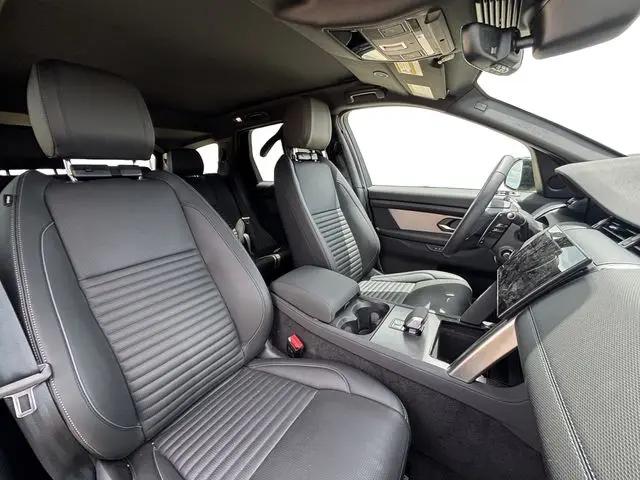 2025 Land Rover Discovery Sport Dynamic SE